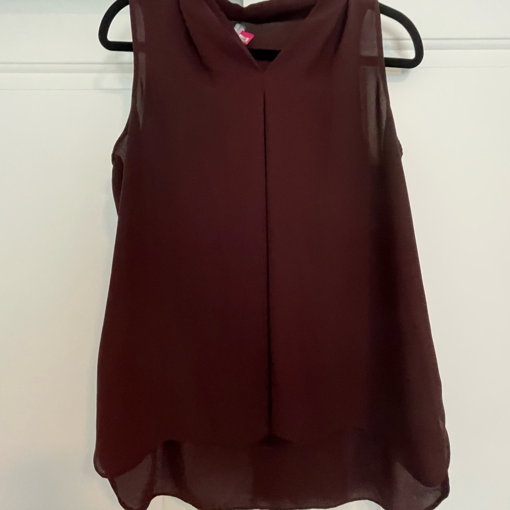Vince Camuto Burgundy Work Tank Top size Small